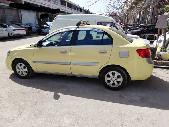 كيا ريو 2010 - صورة 4