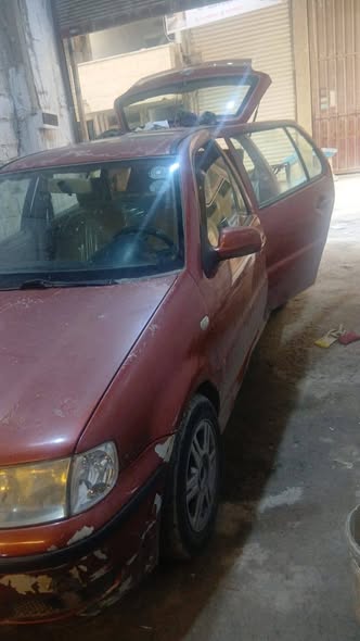 فولكس فاجن بولو 2001 - صورة 3