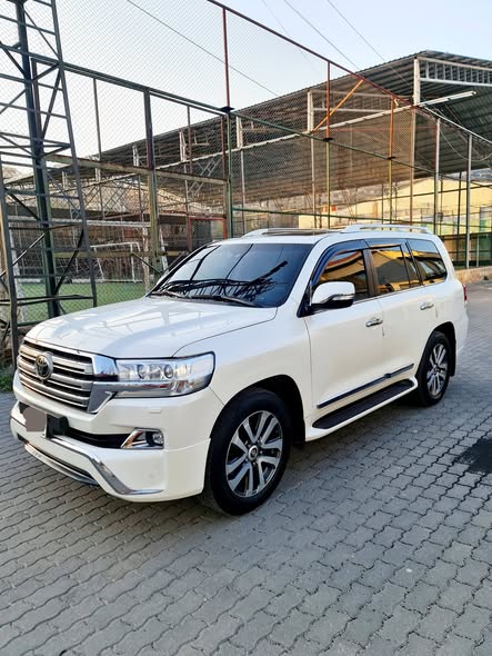 تويوتا لاند كروزر 2016 - صورة 2
