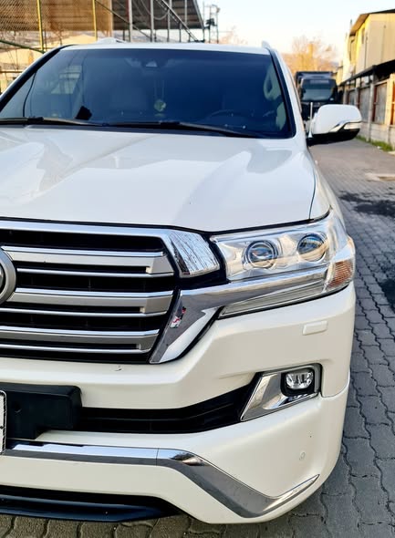 تويوتا لاند كروزر 2016 - صورة 4