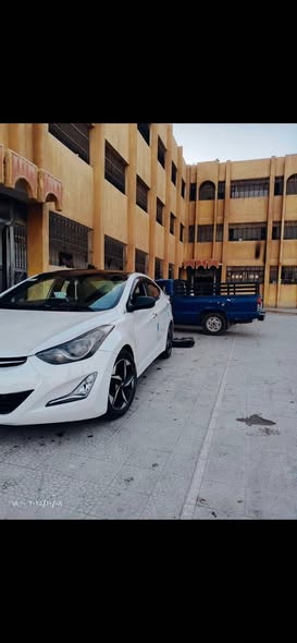 هيونداي إلنترا 2011 - صورة 2