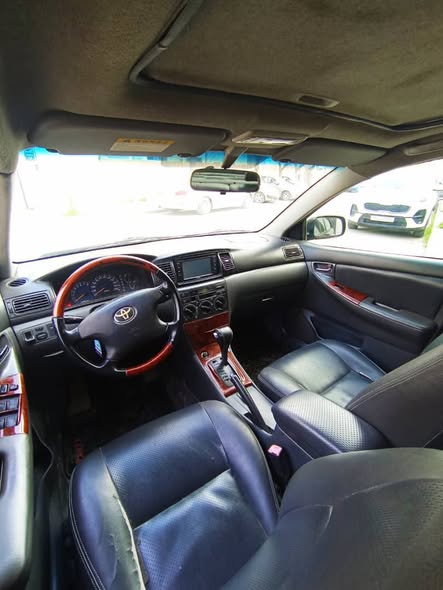 تويوتا كورولا 2007 - صورة 4