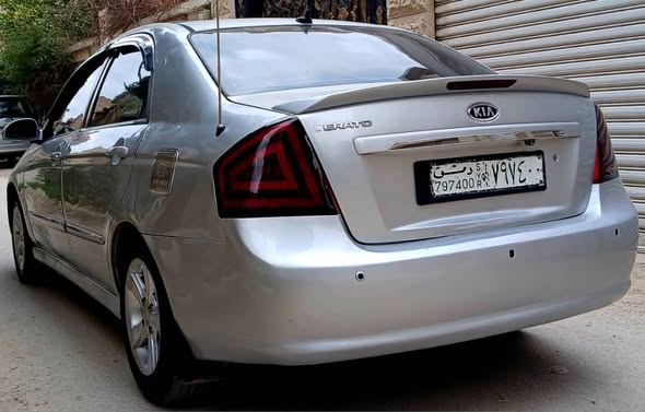 كيا سيراتو 2009 - صورة 5