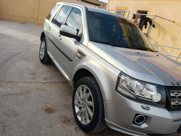 لاند روفر LR2 2013 - صورة 1