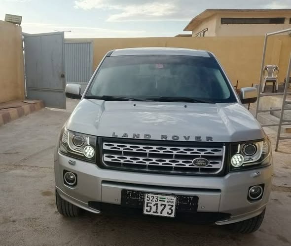 لاند روفر LR2 2013 - صورة 2