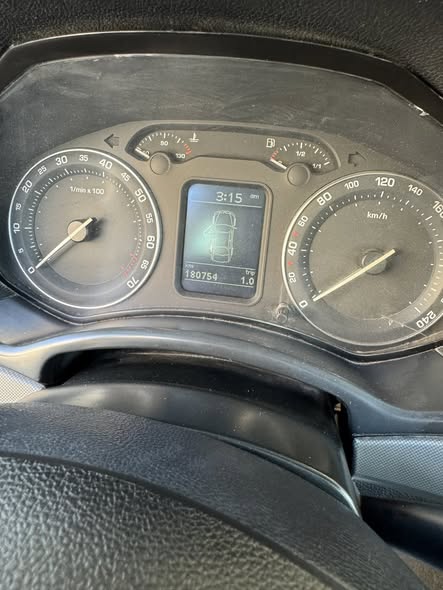 سكودا اوكتافيا 2006 - صورة 2