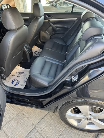 سكودا اوكتافيا 2006 - صورة 4