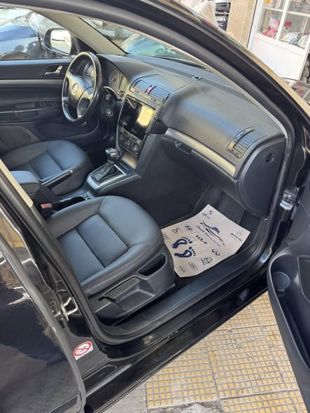 سكودا اوكتافيا 2006 - صورة 5