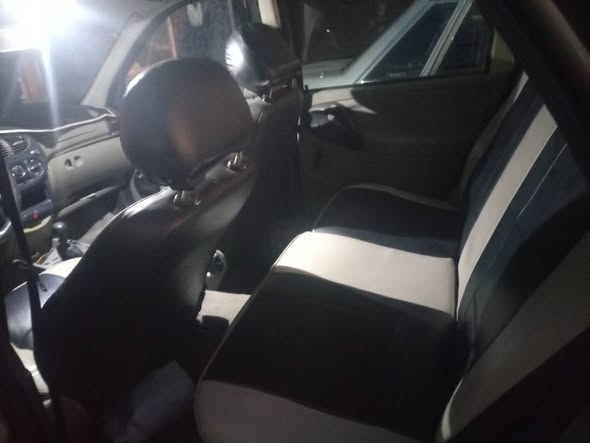 Lada Kalina 2008 - صورة 3