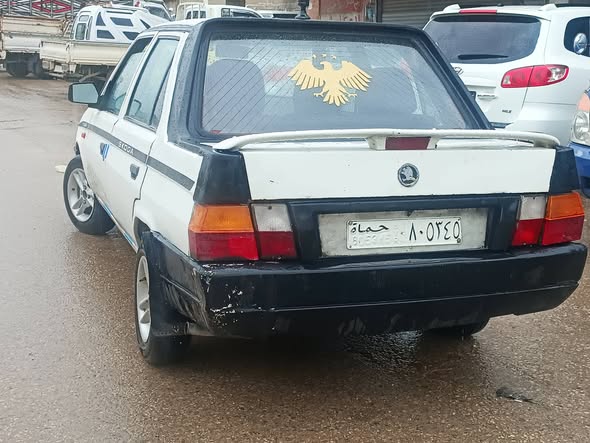 سكودا نقل وركوب 1995 - صورة 1