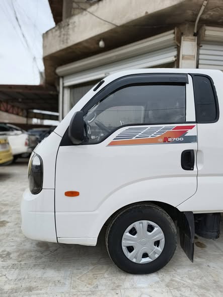 كيا 2700 2013 - صورة 3