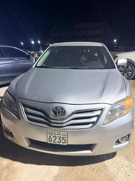 تويوتا كامري 2010 - صورة 1