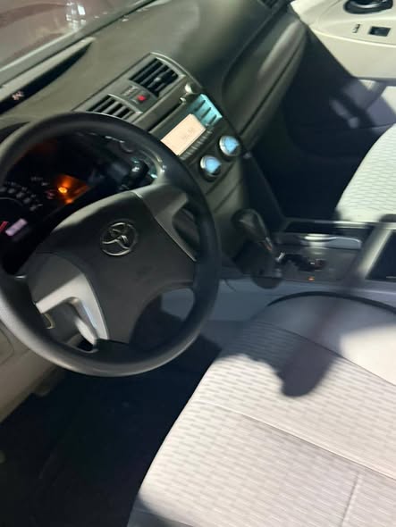 تويوتا كامري 2010 - صورة 4