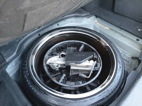 مرسيدس c300 2013 - صورة 2