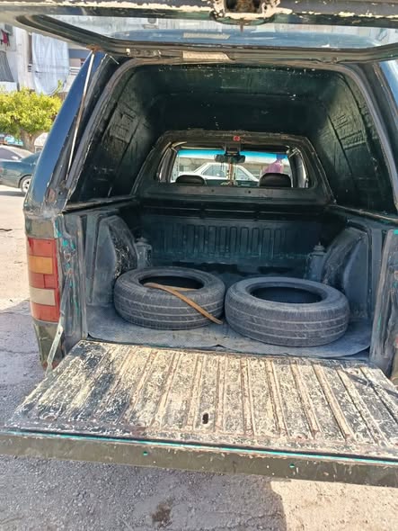 سكودا كرتا 1994 - صورة 4