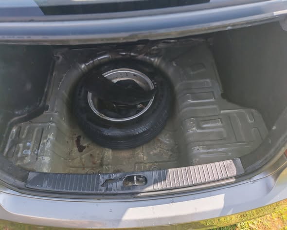 كيا ريو 2011 - صورة 3