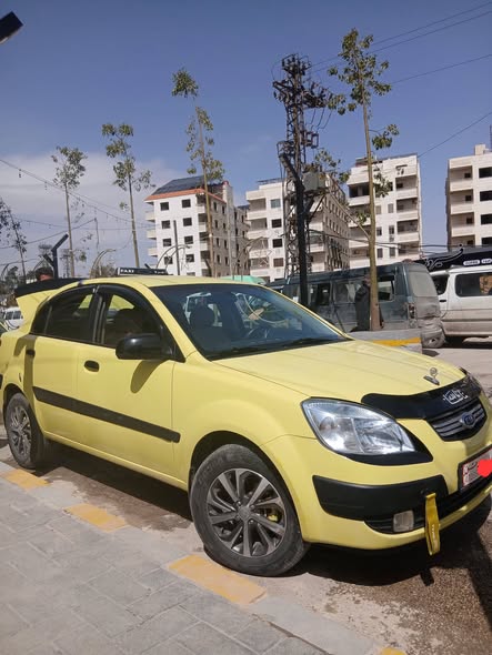 كيا ريو 2009 - صورة 1