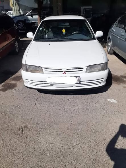 مستوبيشي لانسر 1993 - صورة 1