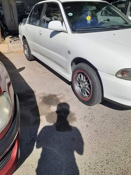 مستوبيشي لانسر 1993 - صورة 3