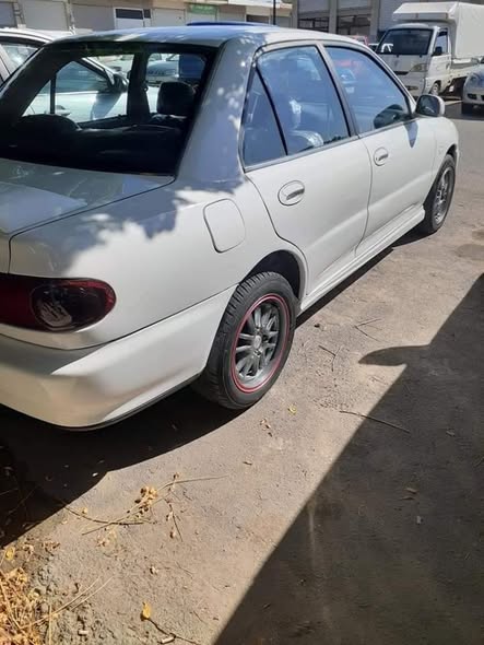 مستوبيشي لانسر 1993 - صورة 4