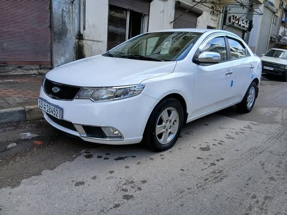 كيا فورتي 2009 - صورة 4