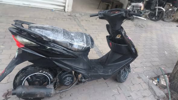 Suzuki V 150 2023 - صورة 3