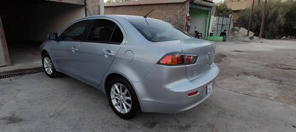 Mitsubishi Lancer 2016 - صورة 2