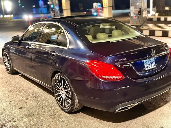 مرسيدس c300 2018 - صورة 2