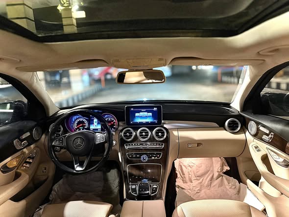 مرسيدس c300 2018 - صورة 5
