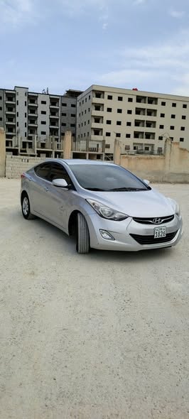 هيونداي إلنترا 2012 - صورة 2