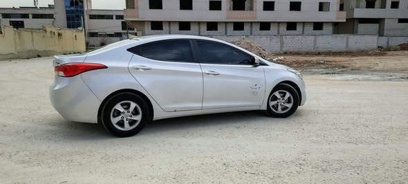 هيونداي إلنترا 2012 - صورة 3