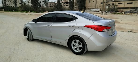 هيونداي إلنترا 2012 - صورة 4