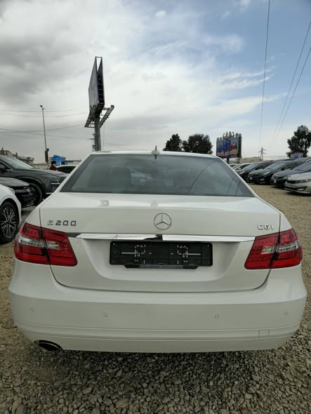 مرسيدس بنز E200 2011 - صورة 5