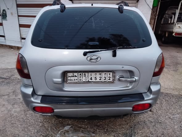 هيوانداي سانتافيه 2004 - صورة 5