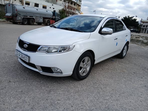 كيا فورتي 2009 - صورة 4