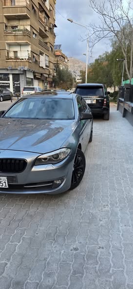 bmw 528 2011 - صورة 4