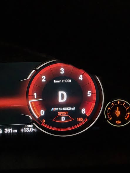 BMW 520 2014 - صورة 4