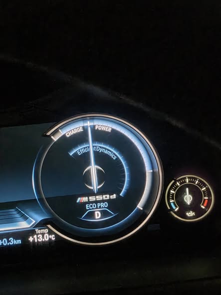 BMW 520 2014 - صورة 5