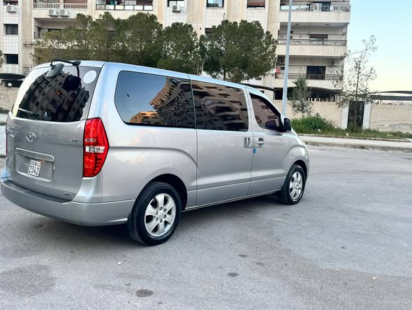 هيونداي H1 Starex 2015 - صورة 2