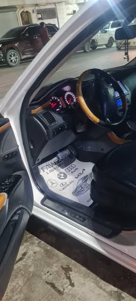 هيونداي ازيرا 2008 - صورة 5