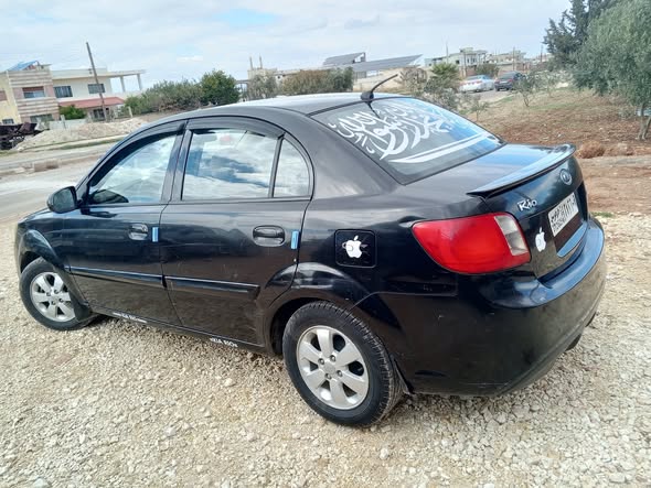 كيا ريو 2010 - صورة 5