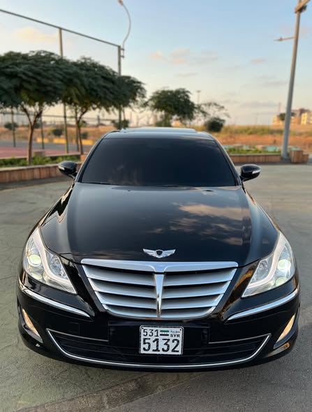 هونداي جينيسيس 2012 - صورة 5