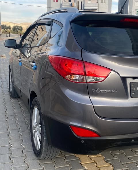 هونداي توسان 2011 - صورة 4