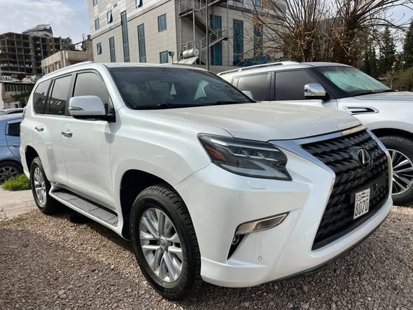 لكزس GX460 2023 - صورة 2