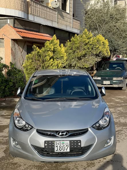 هيونداي افانتي 2013 - صورة 1