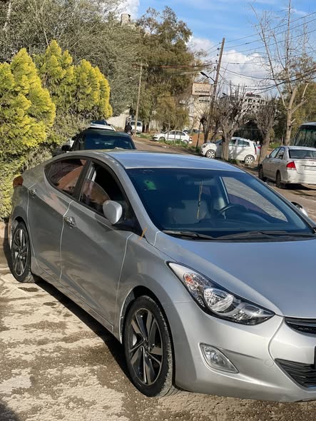 هيونداي افانتي 2013 - صورة 3