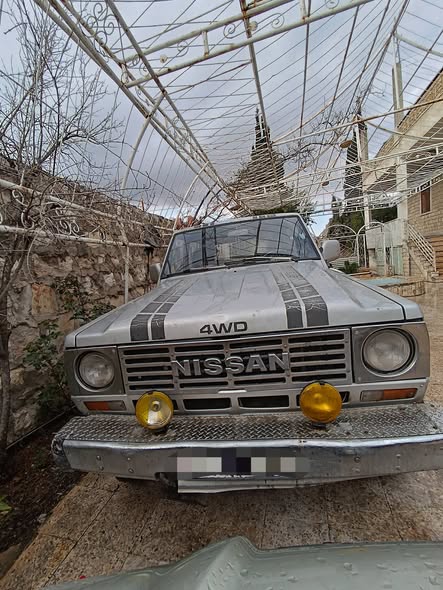 نيسان باترول 1983 - صورة 2