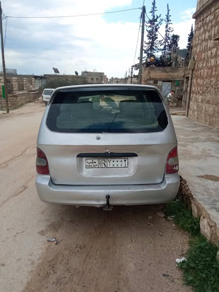 كيا كرنفال 2001 - صورة 2