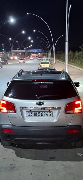 كيا سورينتو 2010 - صورة 4