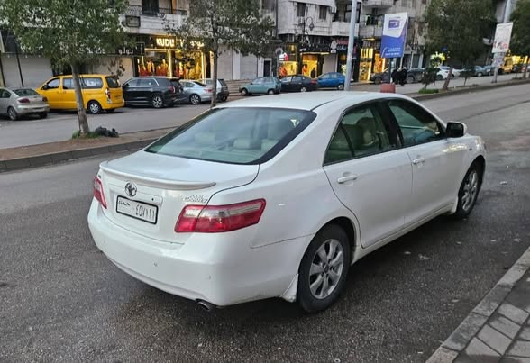 تــويــوتــا الــكــامــري 2008 - صورة 2